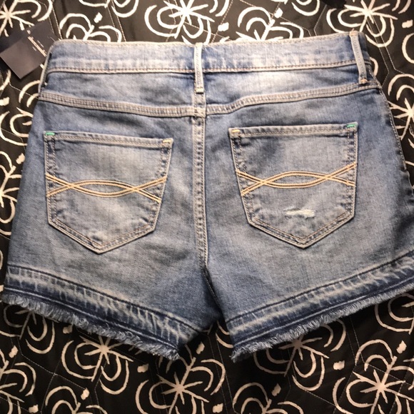 Abercrombie Kids Jean cutoff Shorts Size 13/14 - Picture 5 of 11